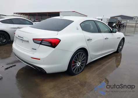 2021 Maserati Ghibli S Granlusso z USA, uszkodzony, nr VIN ZAM57YSL1M1362065